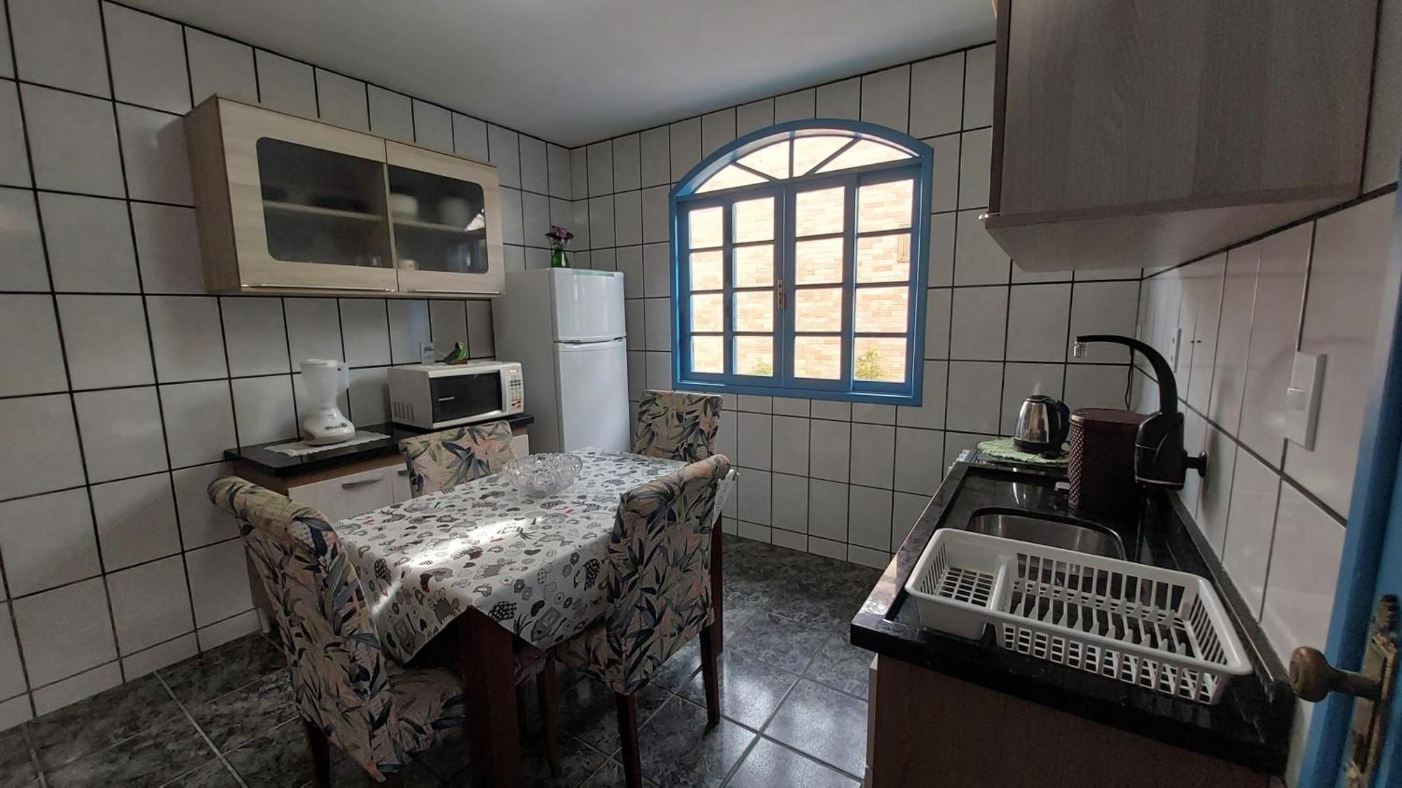Casa 300M Da Praia Com Lindo Jardim! Флорианополис Экстерьер фото